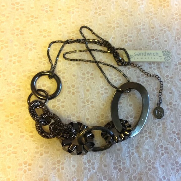 Vintage NEW Sandwich Jewellery Black Metal Pendant VTG Art Deco Necklace - Picture 2 of 7